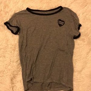 Short sleeve shirt with cute patch